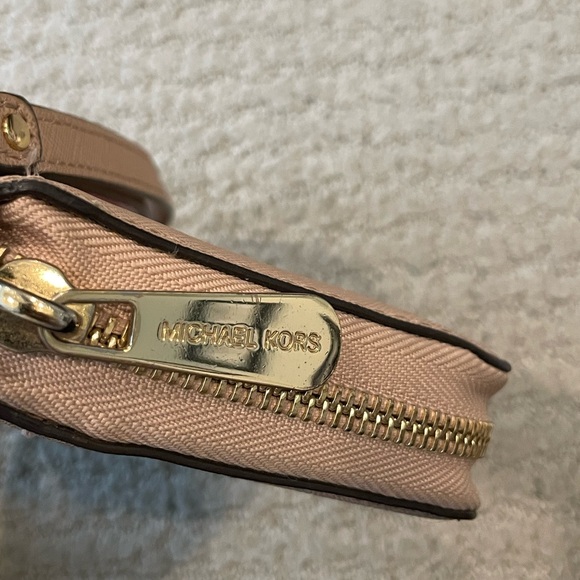 Michael Kors Jet Set Travel Continental Wallet in Blush - Picture 10 of 10